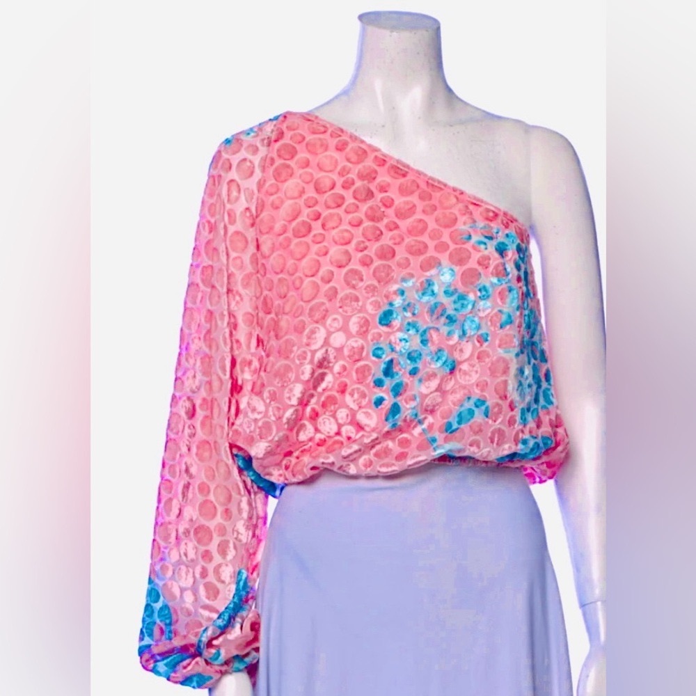 Hemanta & Nandita One Shoulder Crop Top • M •